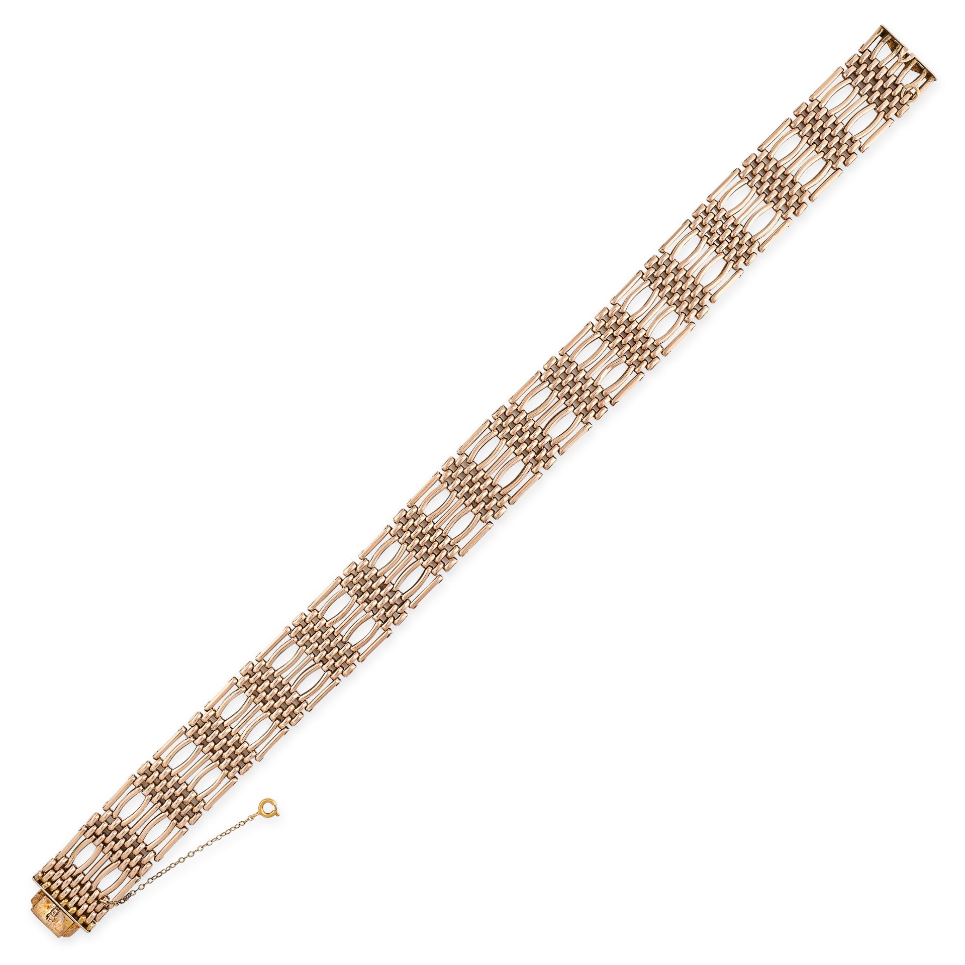 AN ANTIQUE FANCY LINK COLLAR NECKLACE in 9ct yellow gold, formed of a series of bevelled links,