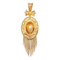 AN ANTIQUE MOURNING LOCKET TASSEL PENDANT, 19TH CENTURY in yellow gold, in the Etruscan revival