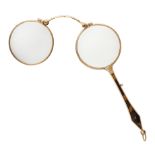 A TORTOISESHELL AND GOLD LORGNETTE / PAIR OF OPERA GLASSES in 9ct yellow gold, the handle set with
