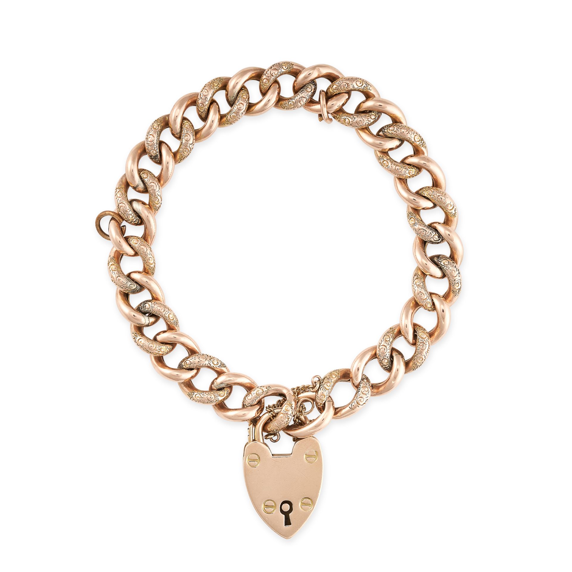 A VINTAGE CURB LINK HEART PADLOCK CLASP BRACELET in 9ct yellow gold, formed of a series of curb