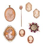 NO RESERVE - A MIXED LOT OF ANTIQUE CAMEO JEWELLERY in yellow gold, comprising two cameo brooches