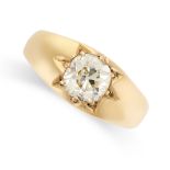 NO RESERVE - A DIAMOND GYPSY RING in 18ct yellow gold, set with an old cut diamond of