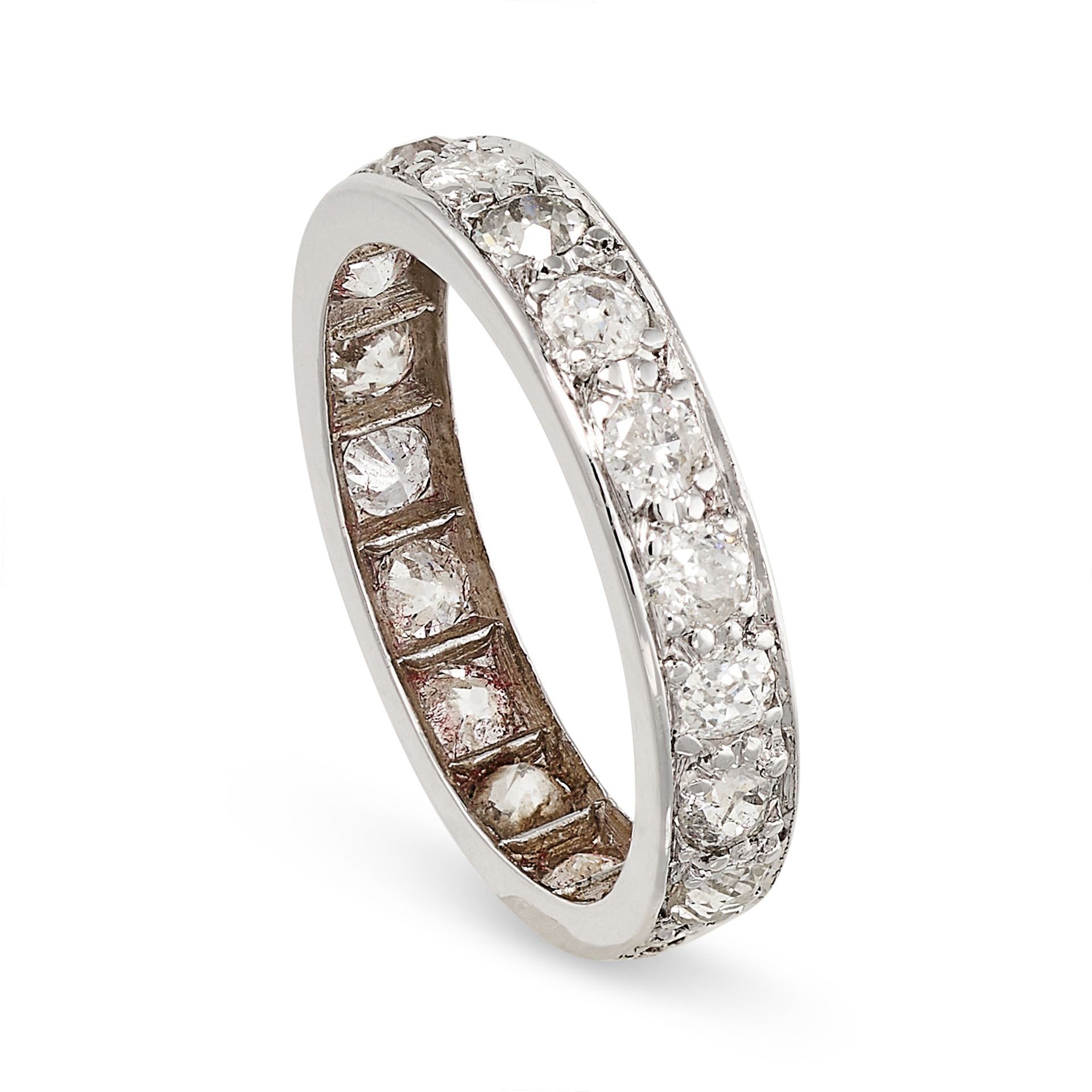 NO RESERVE - A DIAMOND FULL ETERNITY RING the band set all around with a row of old cut diamonds - Bild 2 aus 2