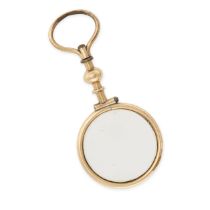 NO RESERVE - AN ANTIQUE QUIZZING / MAGNIFYING GLASS in gilt metal, comprising a round magnifying