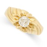 NO RESERVE - A DIAMOND GYPSY RING in 18ct yellow gold, set with a round cut diamond of approximately