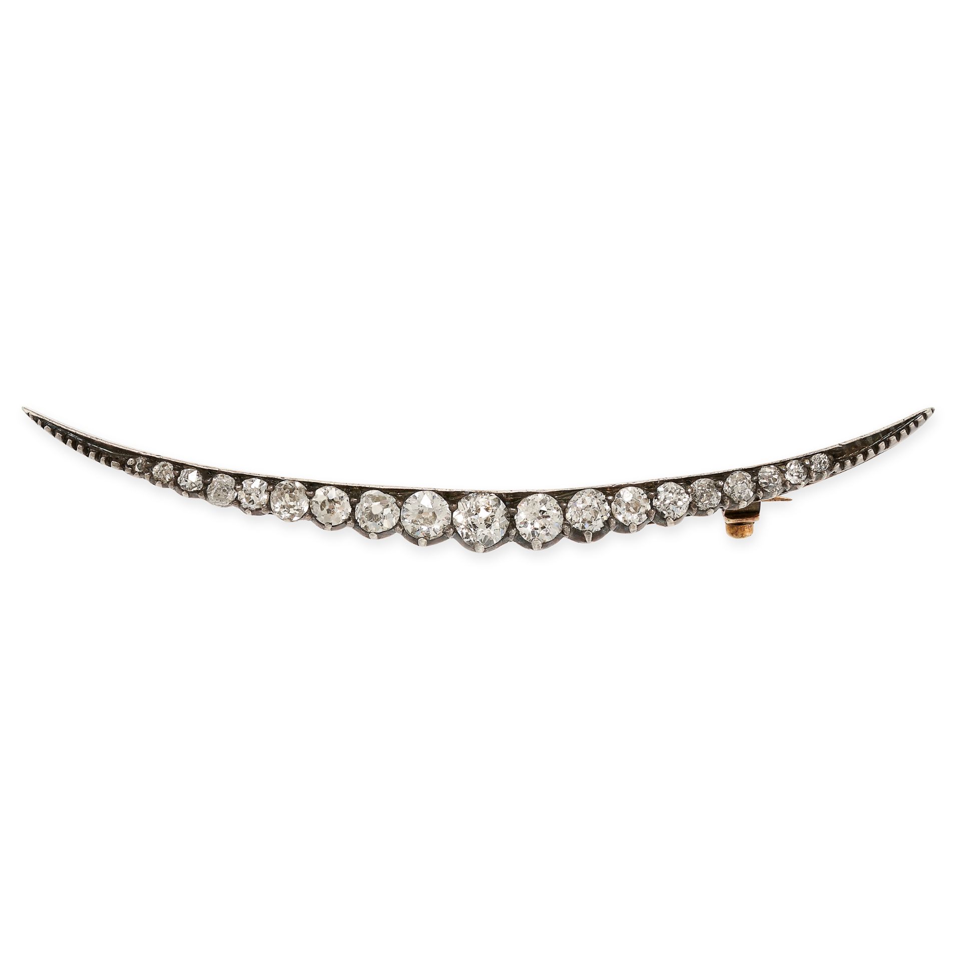 AN ANTIQUE DIAMOND CRESCENT MOON BROOCH, 19TH CENTURY in yellow gold and silver, set with graduating