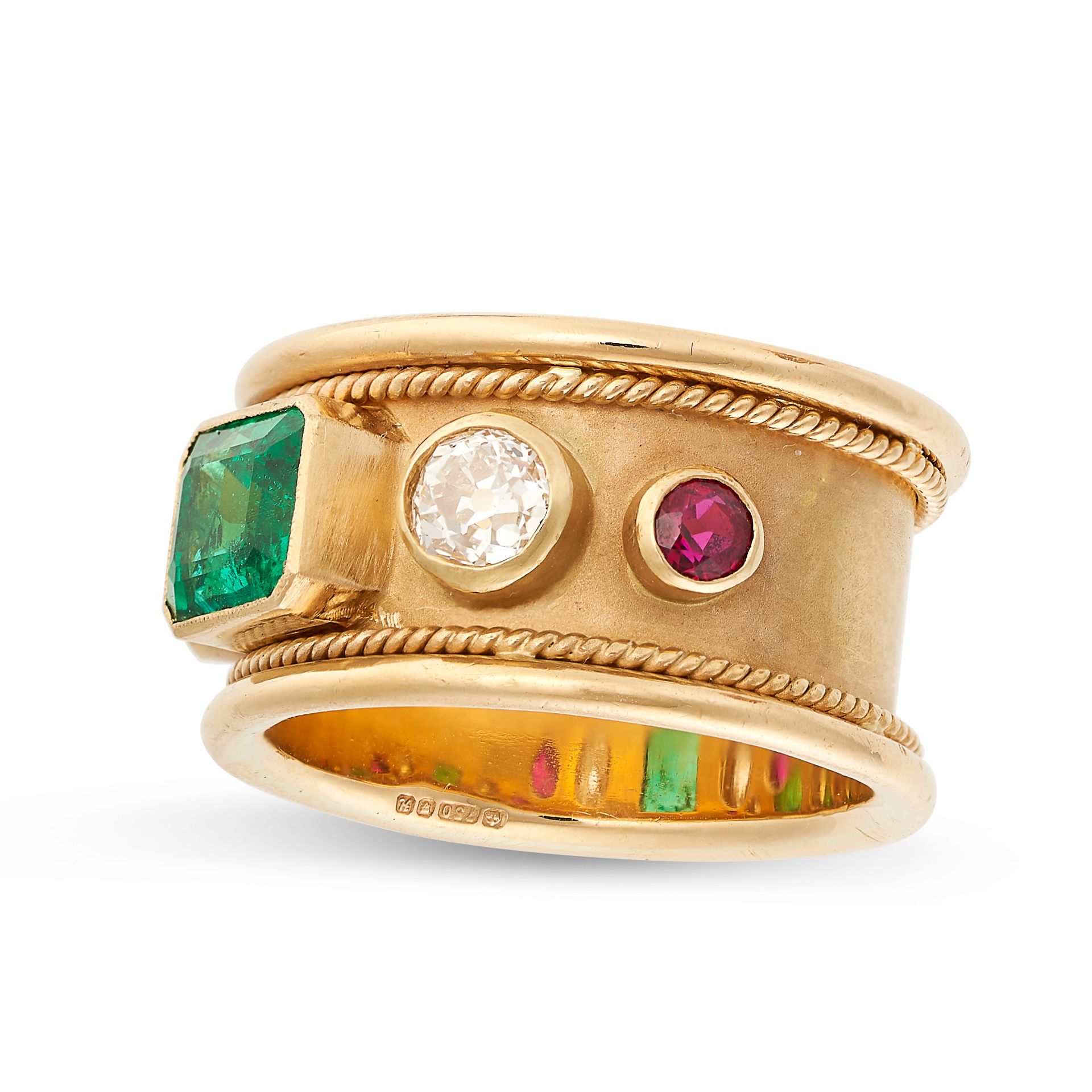 A VINTAGE EMERALD, DIAMOND AND RUBY RING, 1982 in 18ct yellow gold, the band set with an emerald cut - Bild 2 aus 2