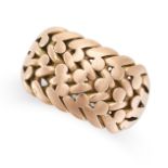 A VINTAGE KEEPER RING in 9ct yellow gold, the face formed of links of chain, no assay marks, size