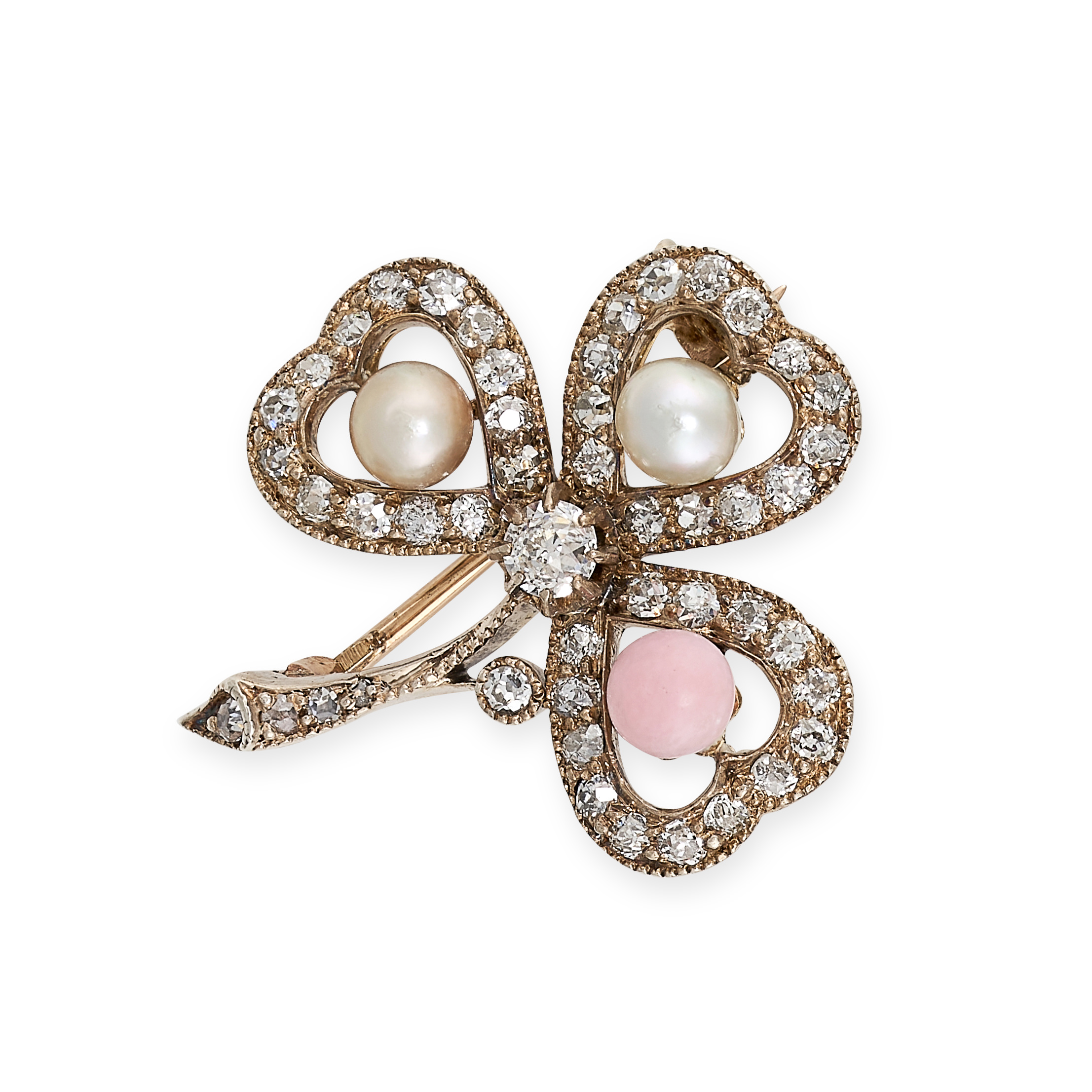 AN ANTIQUE CONCH PEARL, PEARL AND DIAMOND SHAMROCK BROOCH in yellow gold and silver, set with a trio