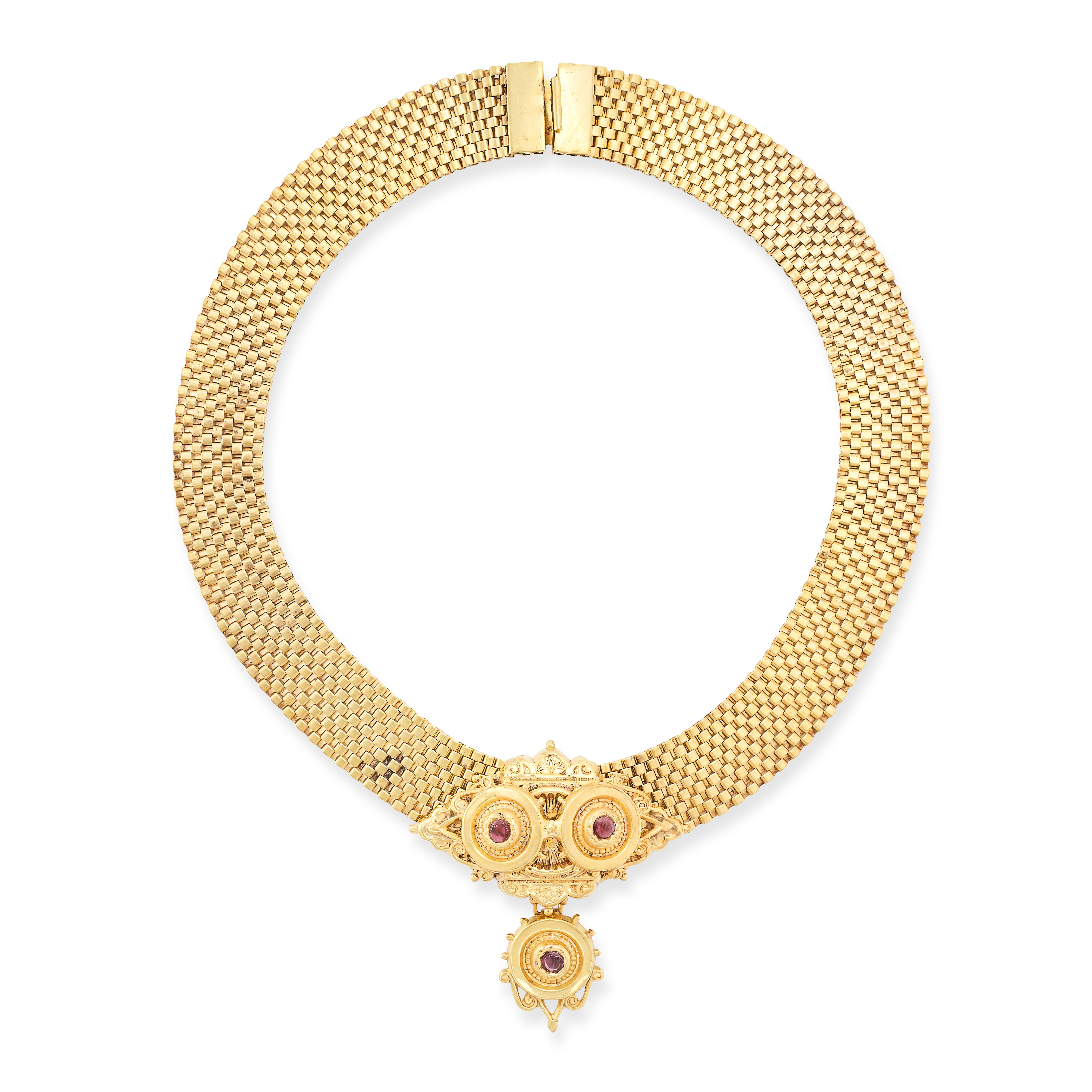 AN ANTIQUE GARNET COLLAR NECKLACE comprising a mesh link collar chain suspending a Etruscan