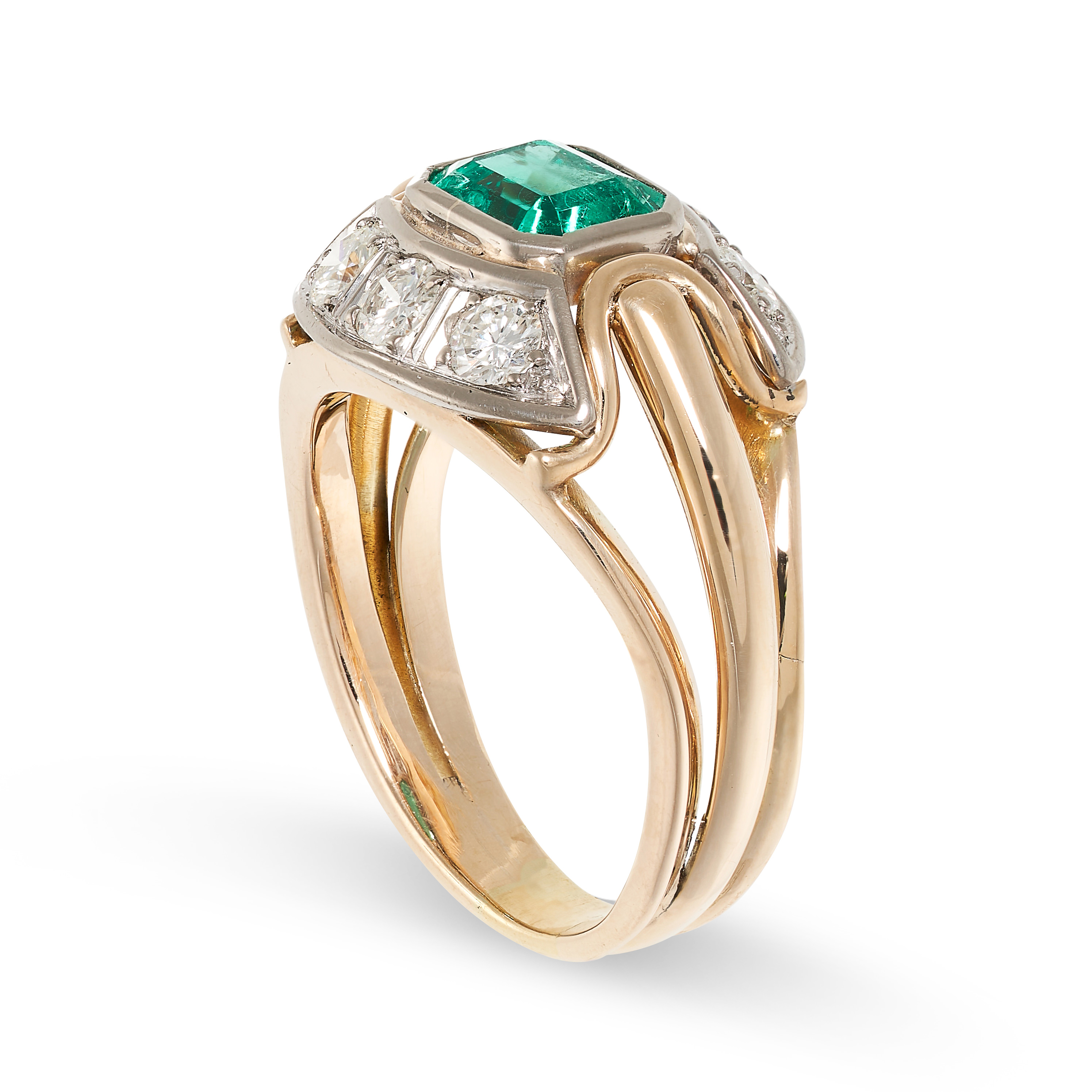 A COLOMBIAN EMERALD AND DIAMOND RING in yellow gold, set with an octagonal cut emerald of 1.63 - Image 2 of 2