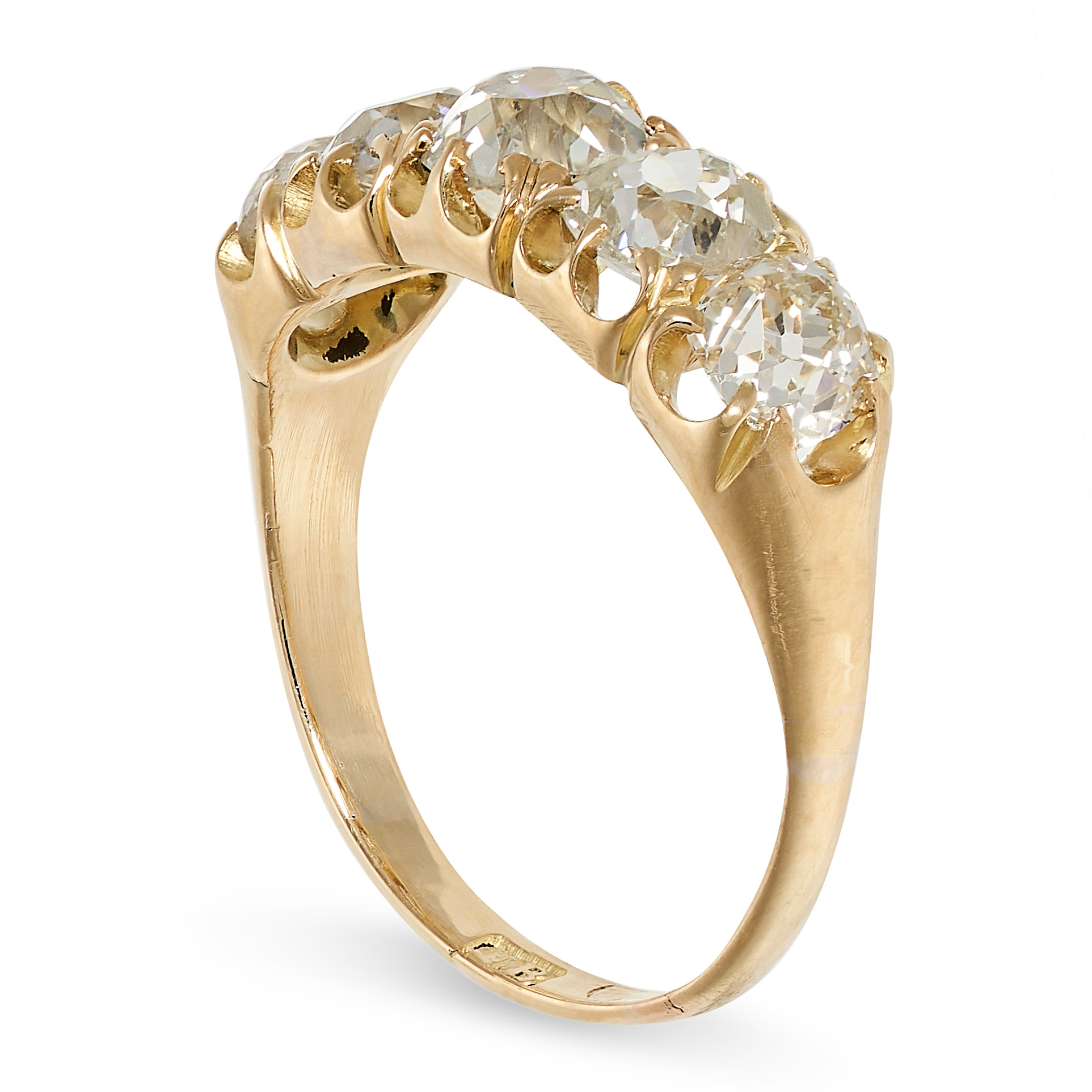 AN ANTIQUE DIAMOND FIVE STONE RING in yellow gold, set with a graduated row of old cut diamonds - Image 2 of 2