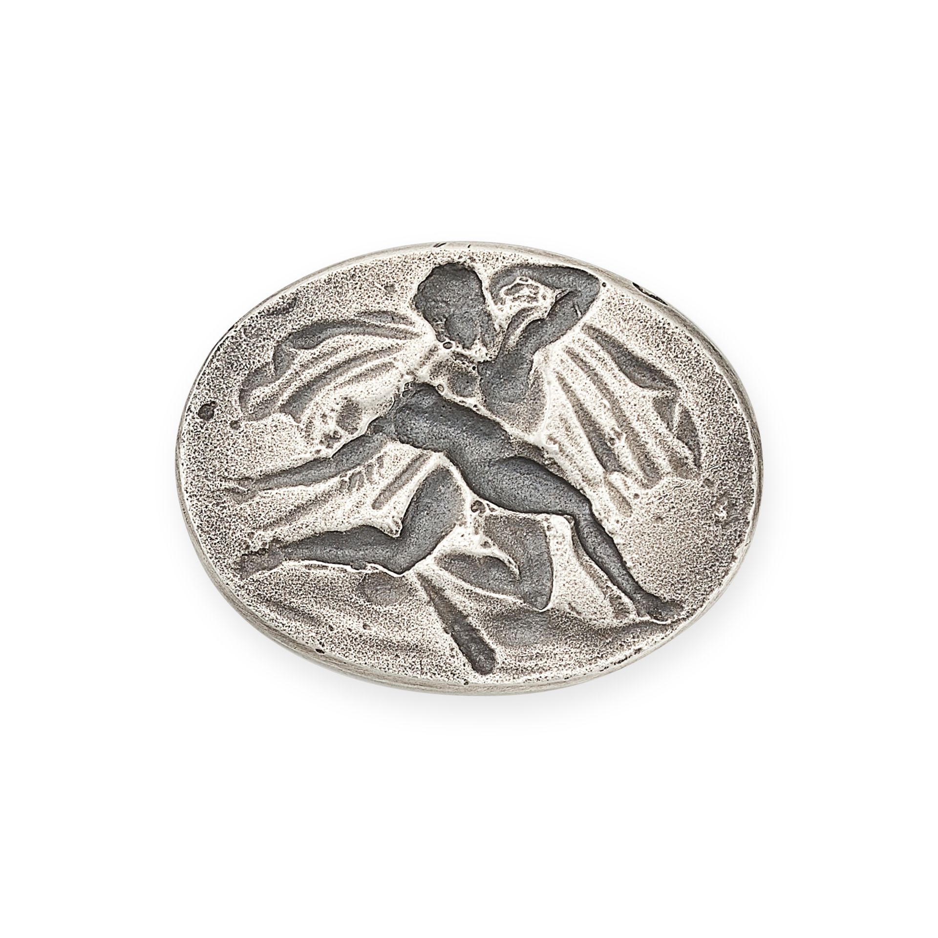 A SILVER INTAGLIO depicting Theseus kneeling and holding the body of Phaya, 1.7cm, 3.1g.
