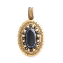 AN ANTIQUE BANDED AGATE AND PEARL LOCKET PENDANT, LATE 19TH CENTURY the oval locket in yellow