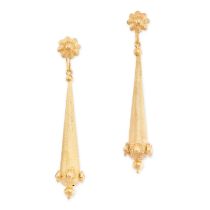 A PAIR OF ANTIQUE GOLD DROP EARRINGS, 19TH CENTURY in yellow gold, the tapering bodies with a mesh-