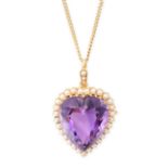 A FINE ANTIQUE AMETHYST AND PEARL BROOCH / PENDANT AND CHAIN in yellow gold, set with a large