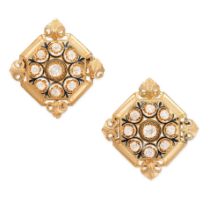 A PAIR OF FINE ANTIQUE DIAMOND AND ENAMEL BROOCHES / PENDANTS each comprising a hexagonal cluster of