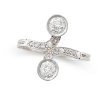 A VINTAGE DIAMOND TOI ET MOI RING in 14ct white gold, terminating with two old cut diamonds,