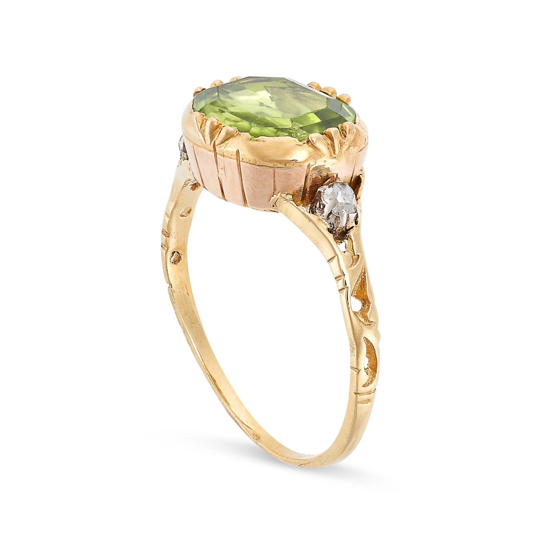 A PERIDOT AND DIAMOND DRESS RING, 19TH CENTURY AND LATER in yellow gold and silver, later - Bild 2 aus 2