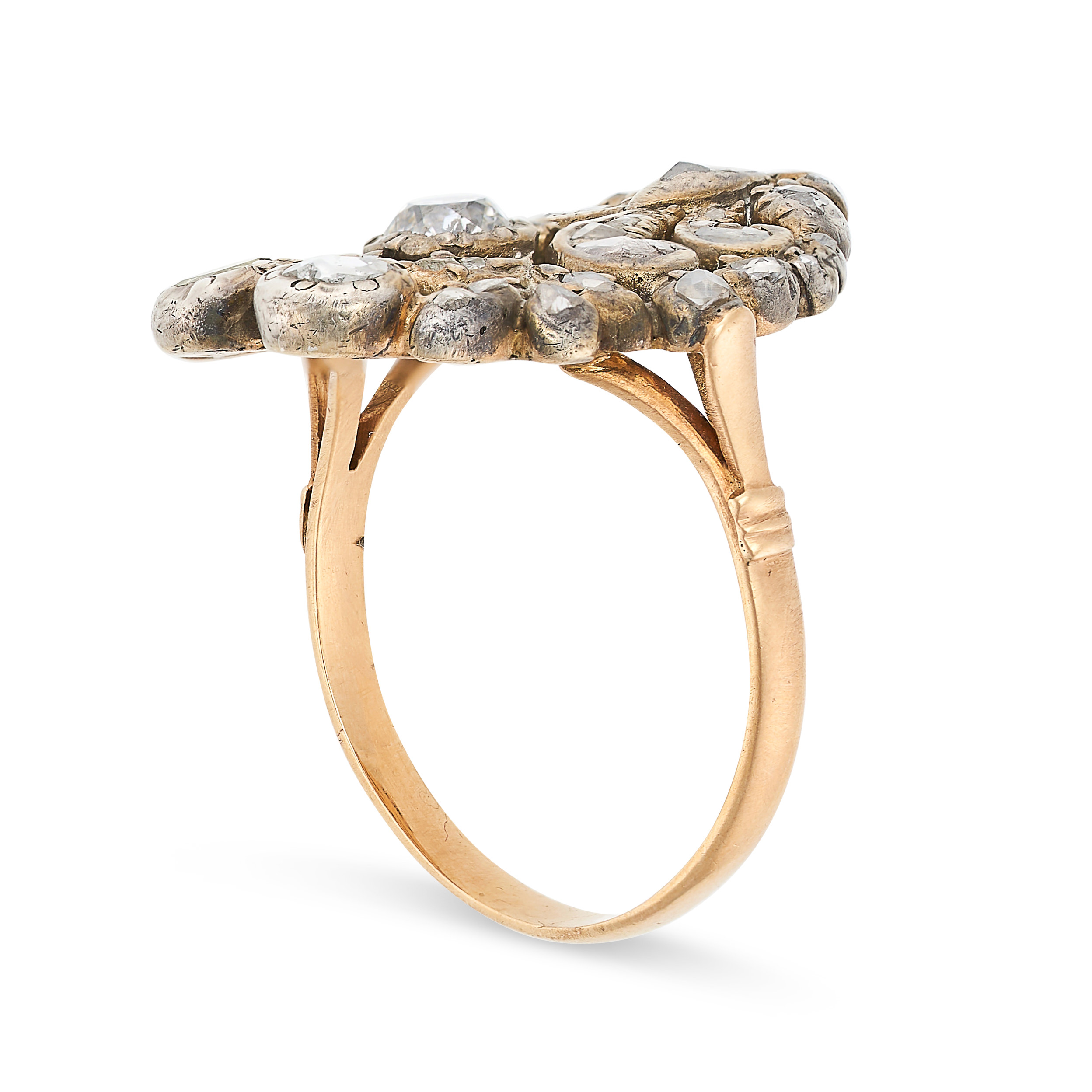 AN ANTIQUE GEORGIAN DIAMOND GIARDINETTO RING in yellow gold and silver, designed as a basket of - Image 2 of 2