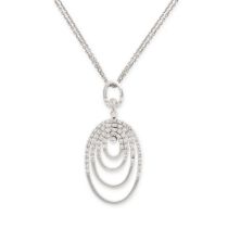 A DIAMOND PENDANT AND CHAIN in 18ct white gold, the articulated body formed of graduated oval