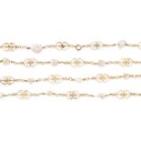 CASTELLANI, AN ANTIQUE PEARL FANCY LINK CHAIN NECKLACE in yellow gold, formed of a series of