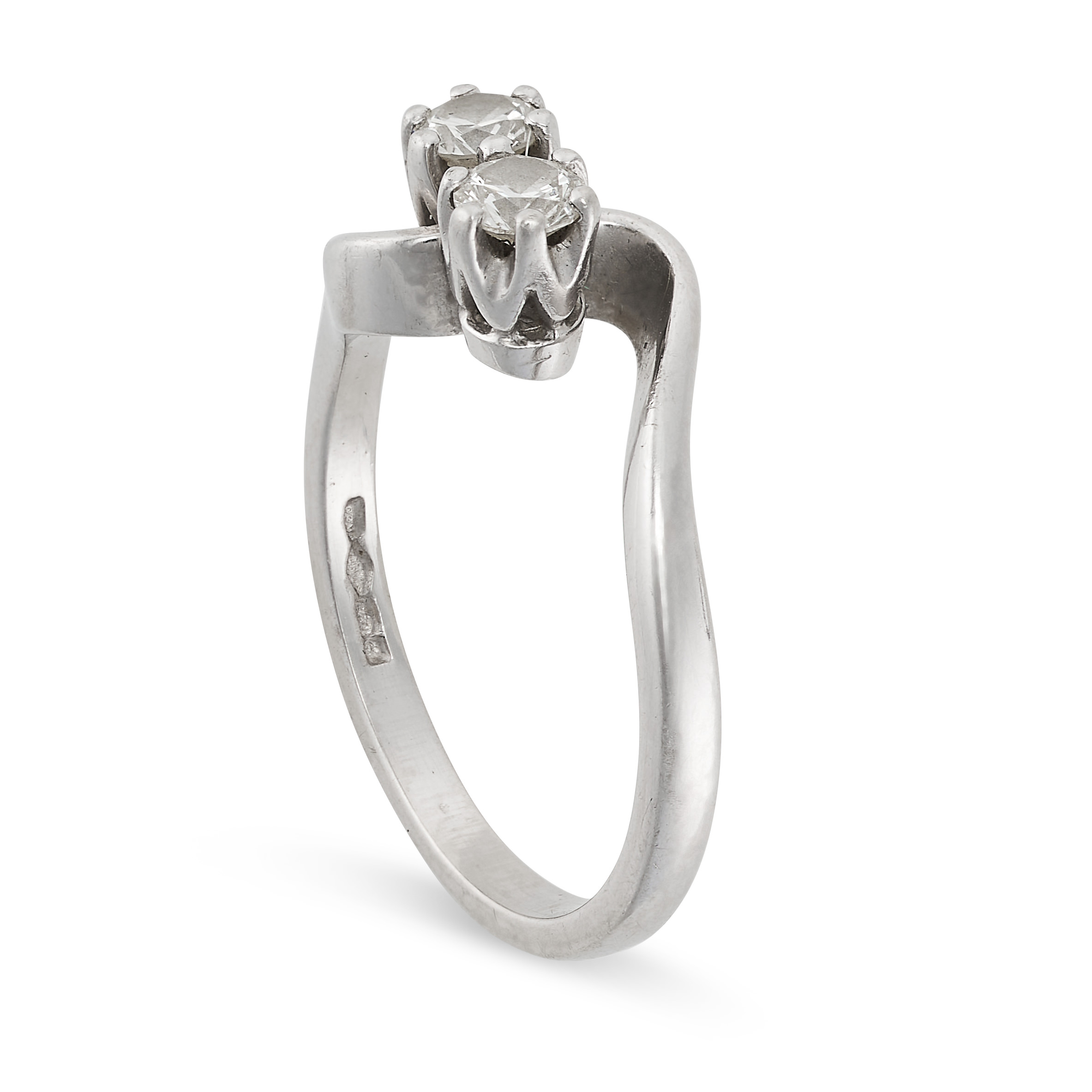 NO RESERVE - A DIAMOND TOI ET MOI RING in platinum, set with two round brilliant cut diamonds, - Image 2 of 2