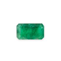 AN UNMOUNTED EMERALD emerald cut, 5.30 carats.