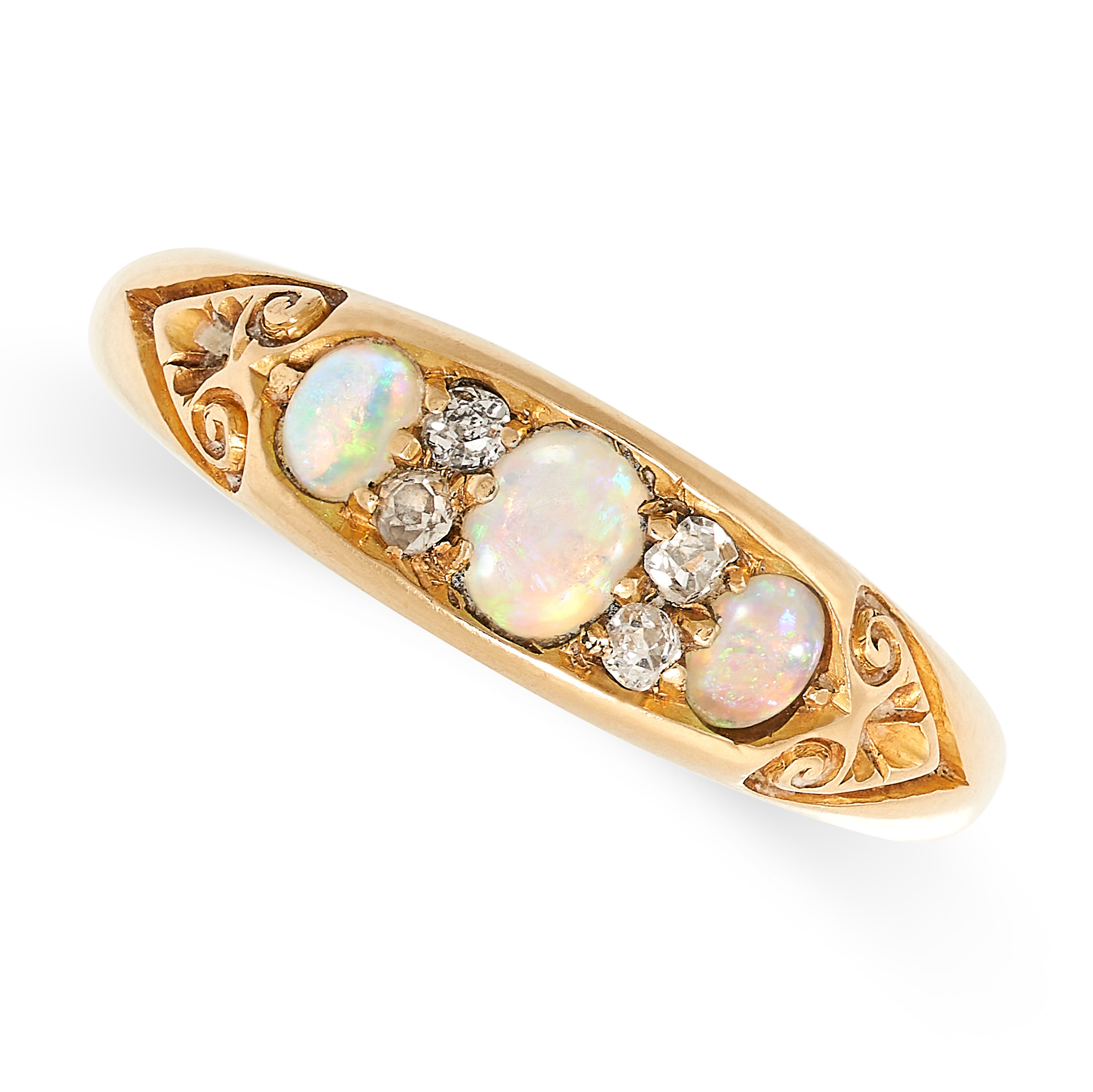AN ANTIQUE OPAL AND DIAMOND RING in 18ct yellow gold, set with three graduated oval opal
