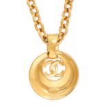 CHANEL, A VINTAGE PENDANT AND CHAIN comprising a circular pendant with two interlocking CC motifs,