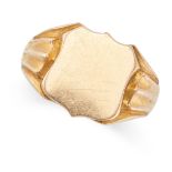AN ANTIQUE SIGNET RING in 18ct yellow gold, the shield shaped face leading to a tapered band,
