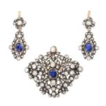 AN ANTIQUE SAPPHIRE AND DIAMOND BROOCH / PENDANT AND EARRINGS SUITE in yellow gold and silver, the