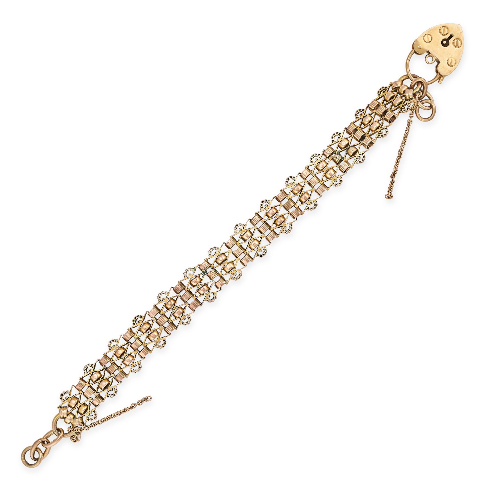 AN ANTIQUE GATE BRACELET in 9ct yellow gold, comprising a series of fancy links suspending a heart