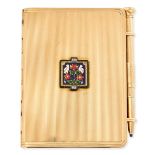 CARTIER, AN ANTIQUE ENAMEL AND GOLD AIDE MEMOIRE in 18ct yellow gold, the hinged case decorated with