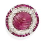 A RUBY, DIAMOND, ROCK CRYSTAL AND BLACK JADE RING in 18ct white gold, set with a circular Mughul