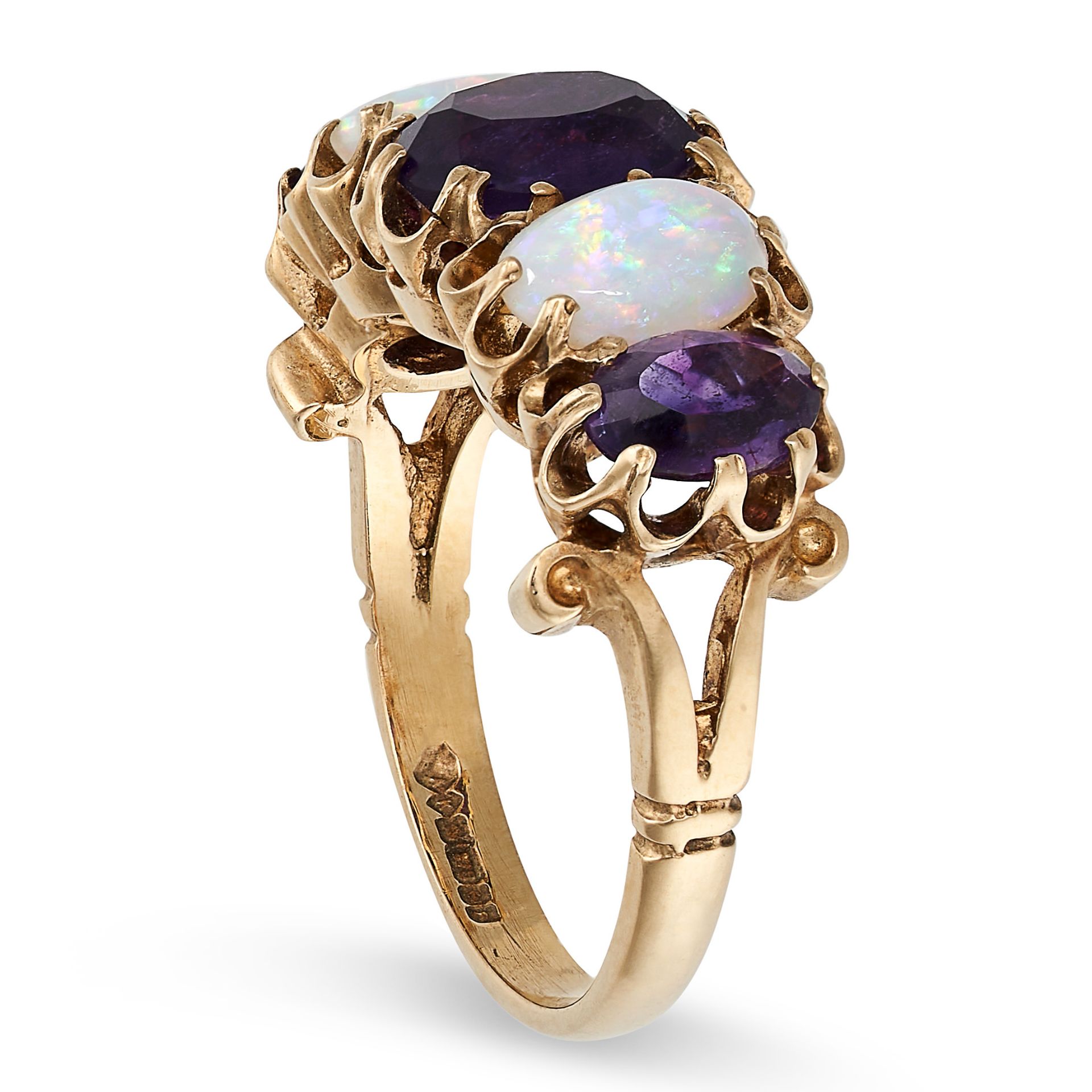 A VINTAGE OPAL AND AMETHYST RING in 9ct yellow gold, set with alternating oval cut amethysts and ... - Image 2 of 2