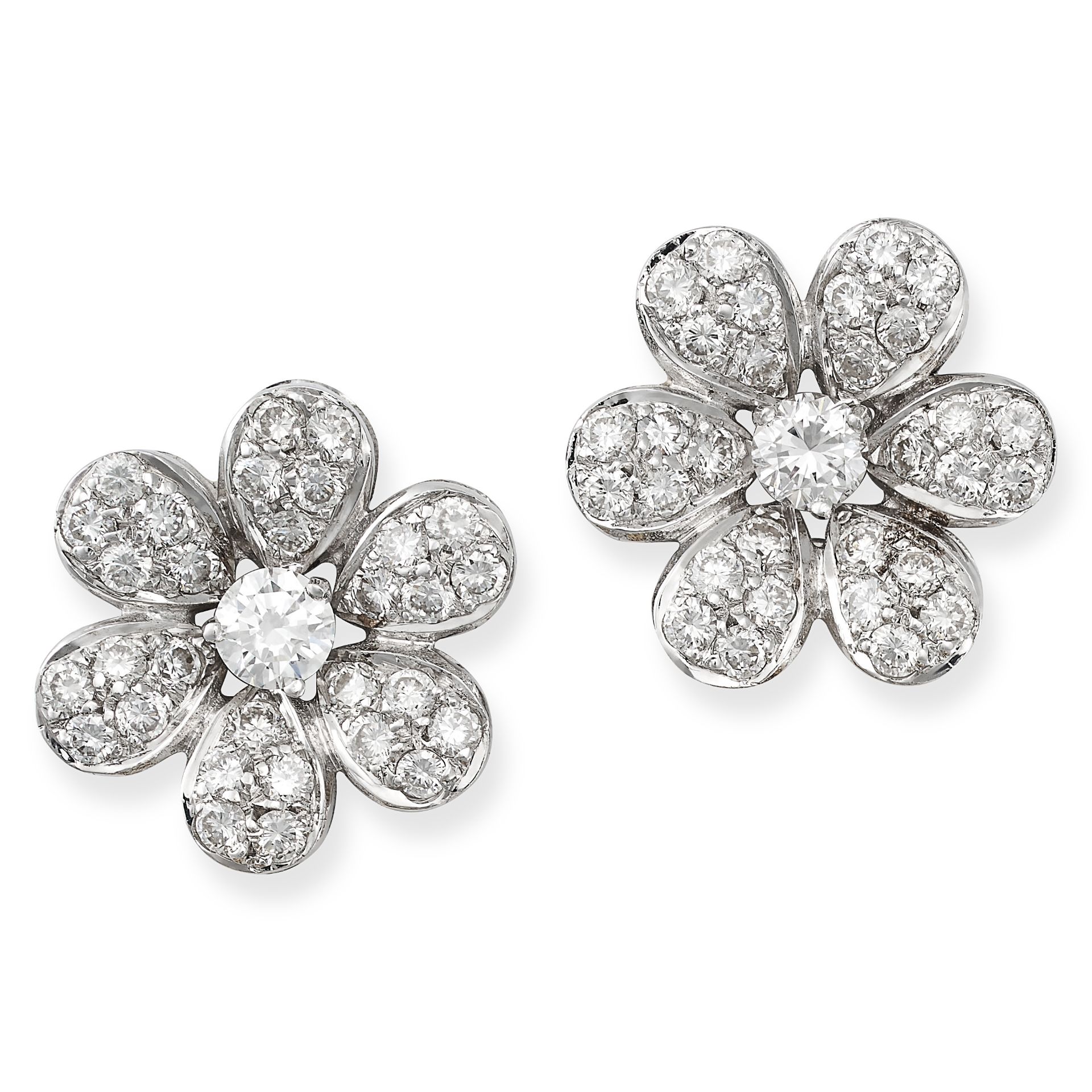 A PAIR OF DIAMOND FLOWER EARRINGS in 18ct white gold, set to the centre with a round brilliant cu... - Image 2 of 2