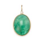 AN EMERALD PENDANT in 18ct yellow gold, set with an oval cabochon emerald of 8.35 carats, 2.2cm, ...