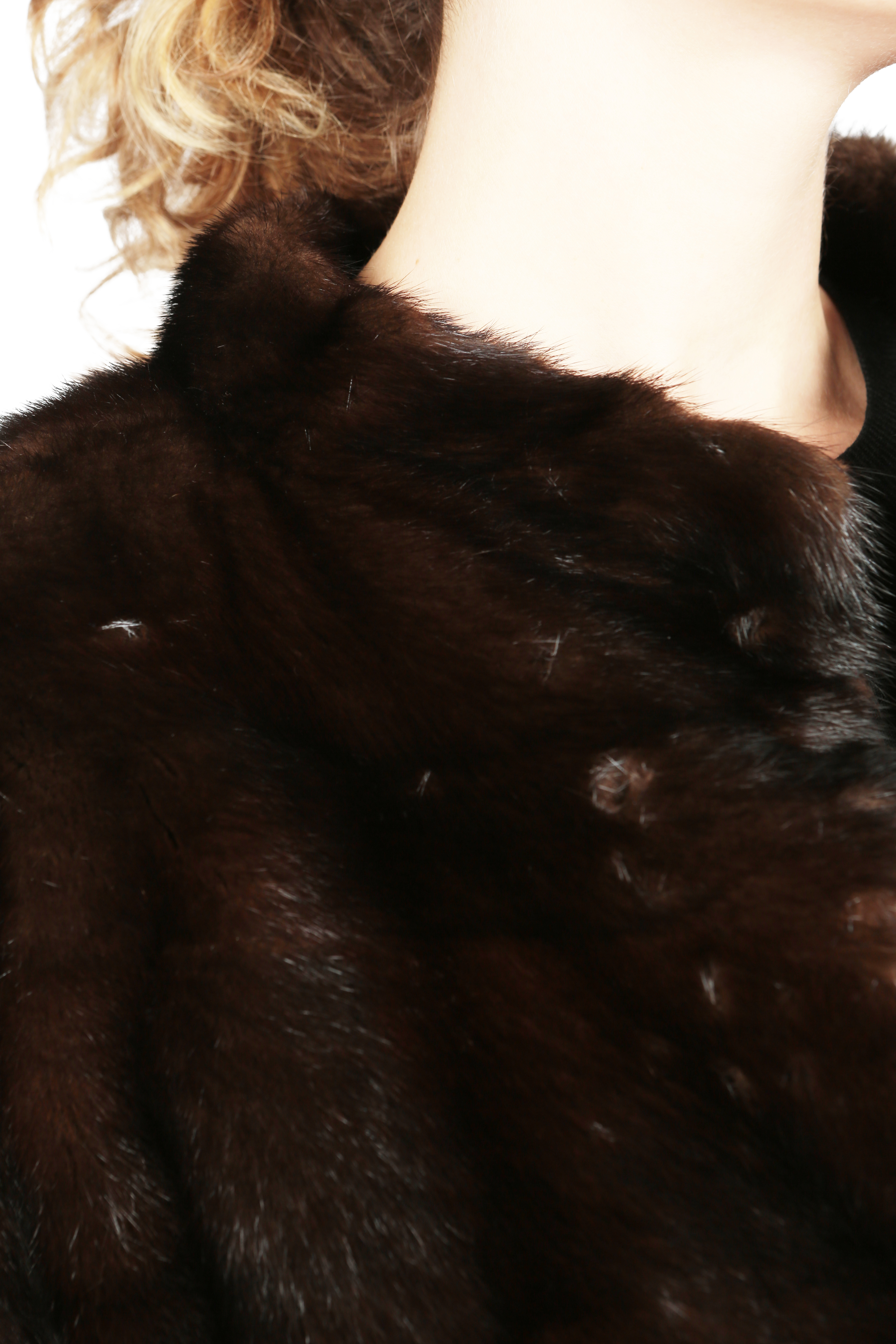 DIOR, A VINTAGE BROWN FUR COAT WITH SHINY BLACK BUTTONS - Image 4 of 5