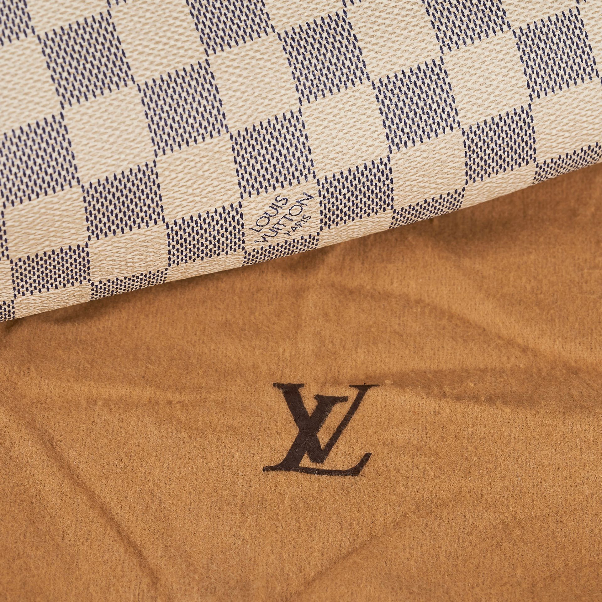 LOUIS VUITTON, A DAMIER AZUR CANVAS GALLERIA PM SHOULDER BAG - Bild 5 aus 6