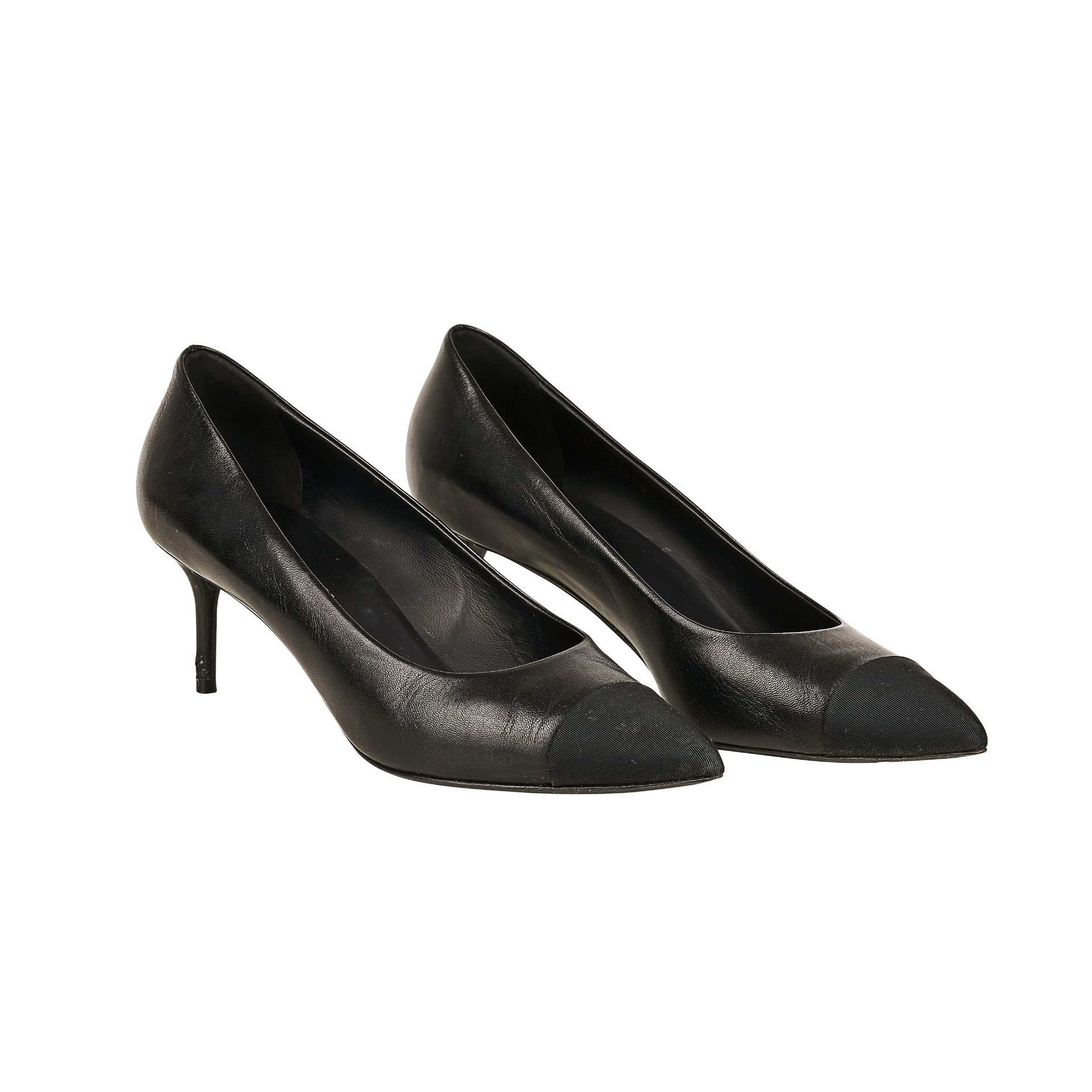 CHANEL BLACK KITTEN HEELS. Condition grade B. Size 40.5. Heel height 65cm. Black leather pointy c...