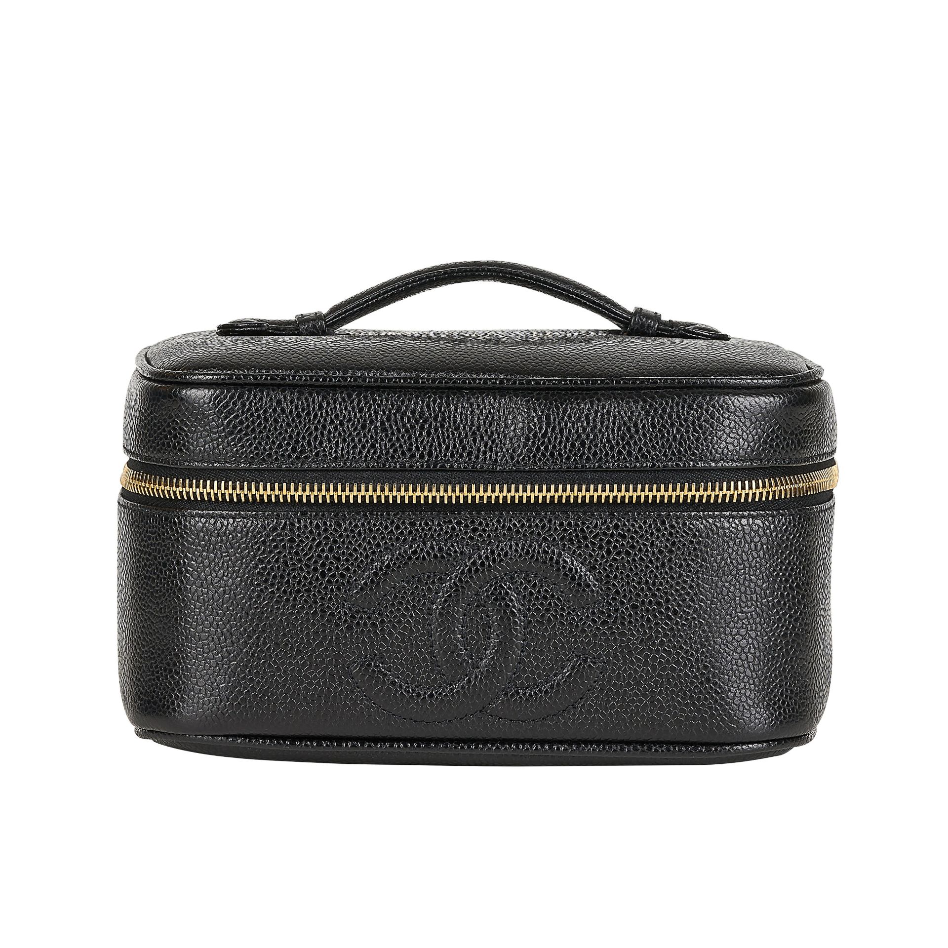 CHANEL, A VINTAGE CAVIAR VANITY CASE.