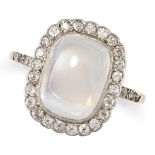 AN ANTIQUE MOONSTONE AND DIAMOND CLUSTER RING, EARLY 20TH CENTURY in yellow gold, set with a cabo...