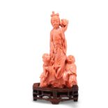 A 19TH CENTURY CHINESE FINE CORAL FIGURE GROUP