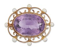 A 9 CARAT GOLD AMETHYST AND CULTURED PEARL BROOCH