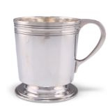 A GEORGE V SILVER MUG