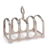 A GEORGE V SILVER TOAST RACK