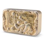 A GEORGE III SILVER-GILT SNUFF BOX