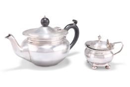 AN EDWARDIAN SILVER TEAPOT AND A GEORGE V SILVER MUSTARD