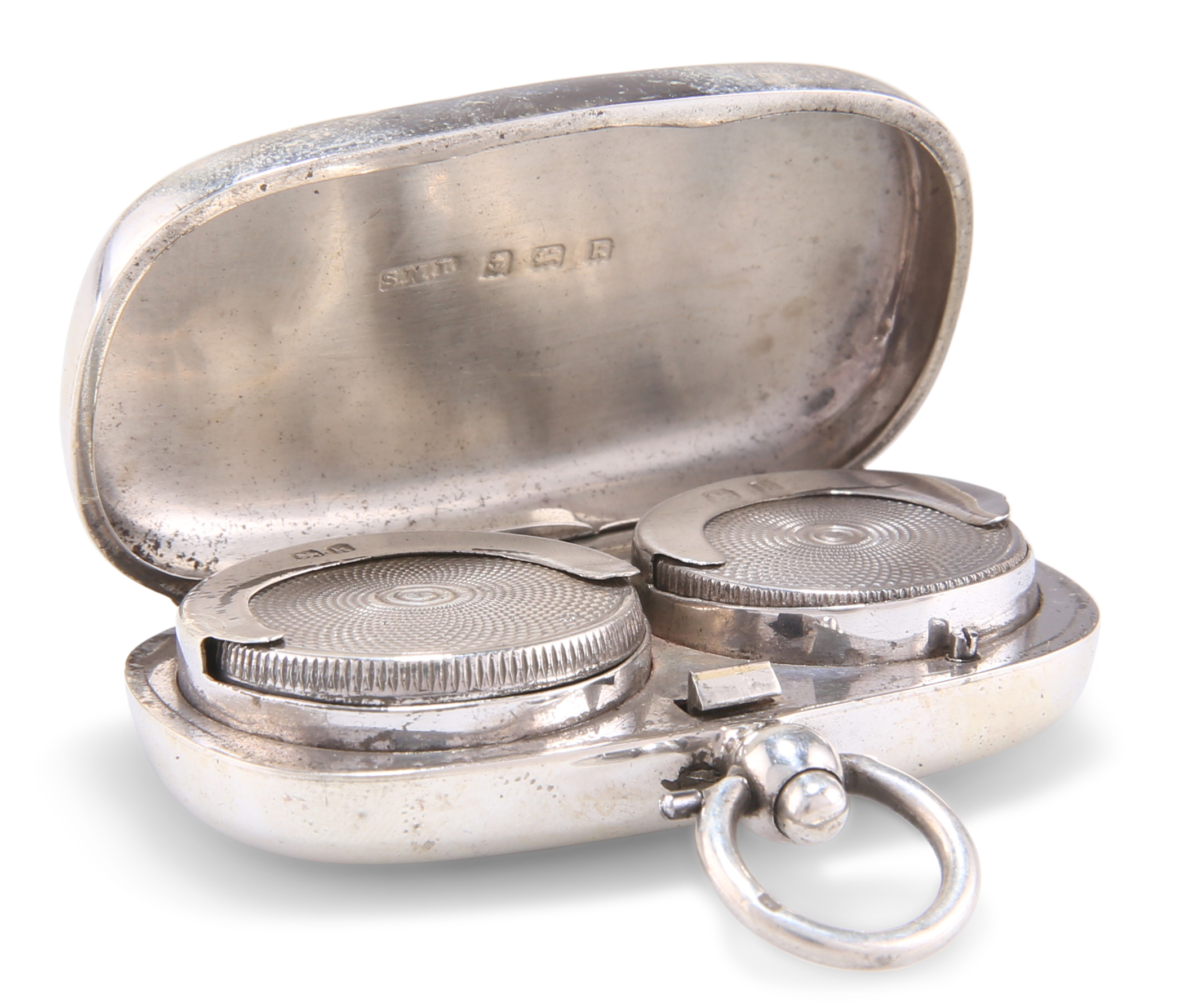 AN EDWARDIAN SILVER DOUBLE SOVEREIGN CASE